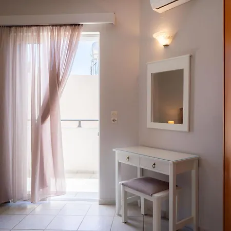 Medusa Studio & Apartment